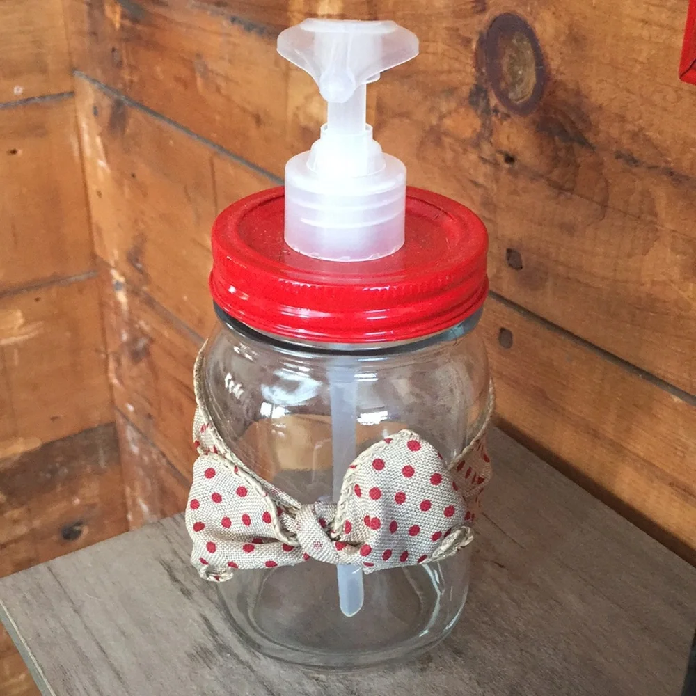 Polka dot soap pump❤️